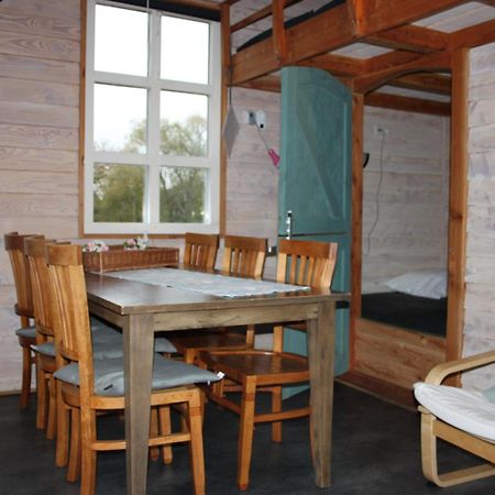 Chalet - Camping 't Dekske Wintelre Eksteriør bilde